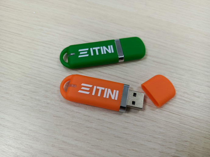 Память USB 2.0 Flash 16 Гб (ITINI)